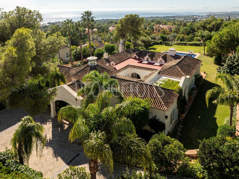 Foto 79f38f6e-0f64-45bd-ba47-89ebd3a443ac. Casa a Sierra Blanca Marbella