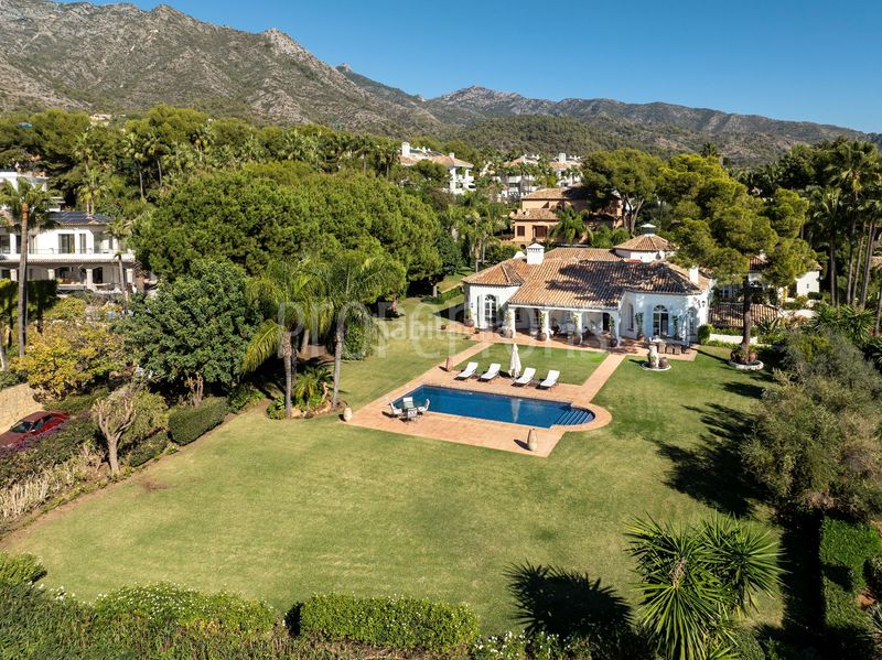 Foto a21a39ef-77c0-4e0b-b54d-1933318ee6c1. Casa a Sierra Blanca Marbella