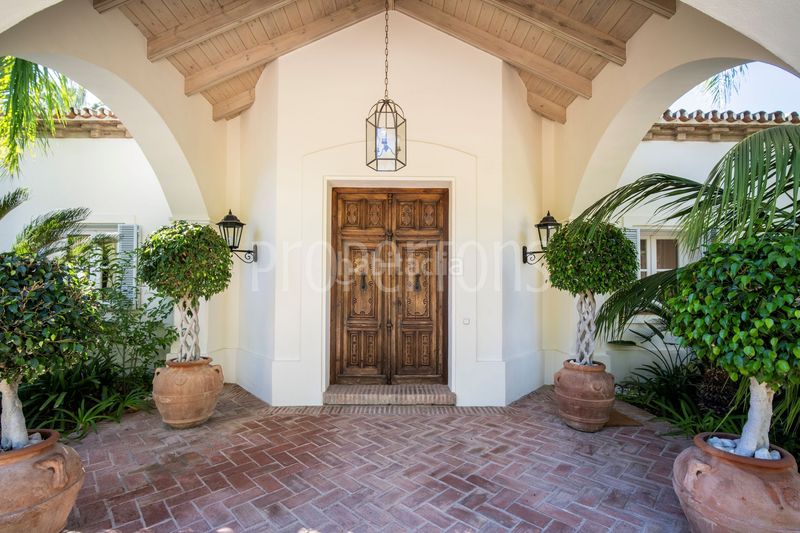 Foto e5600955-0bd7-42b8-898d-b9f67143d92a. Casa a Sierra Blanca Marbella