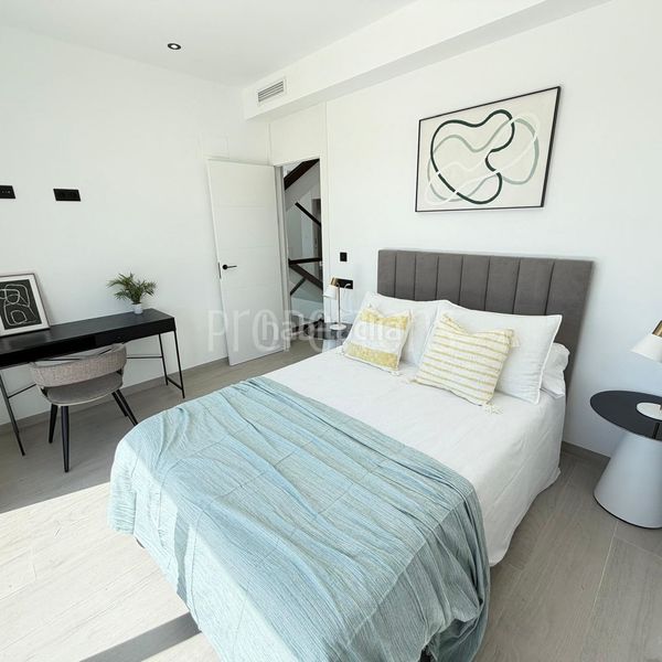 Foto db36f85e-1206-49eb-ba6a-b6d0054fda51. Casa en Alcosser