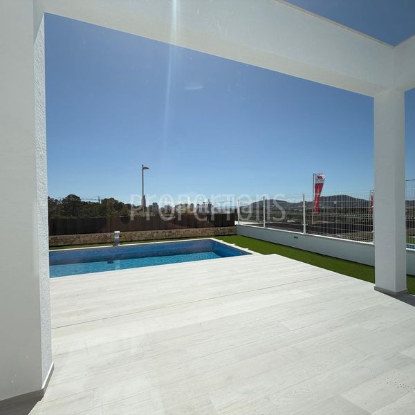 Foto f89a5d24-9b78-4b90-b4c4-92e3014466b2. Casa en Alcosser