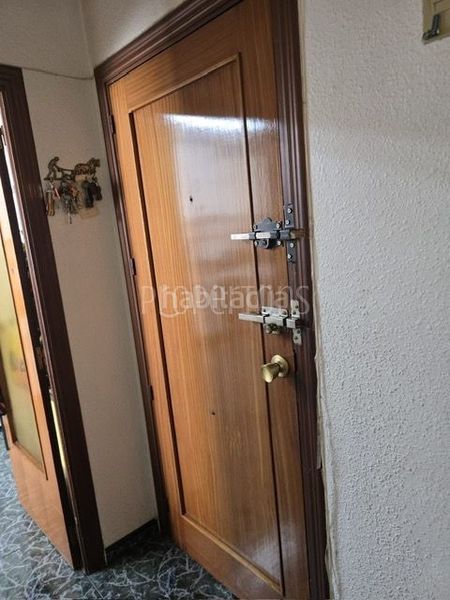 Foto 5b5e69b7-1f58-4b96-af05-c42557ed3afa. Piso en Barrio del Centro Alicante