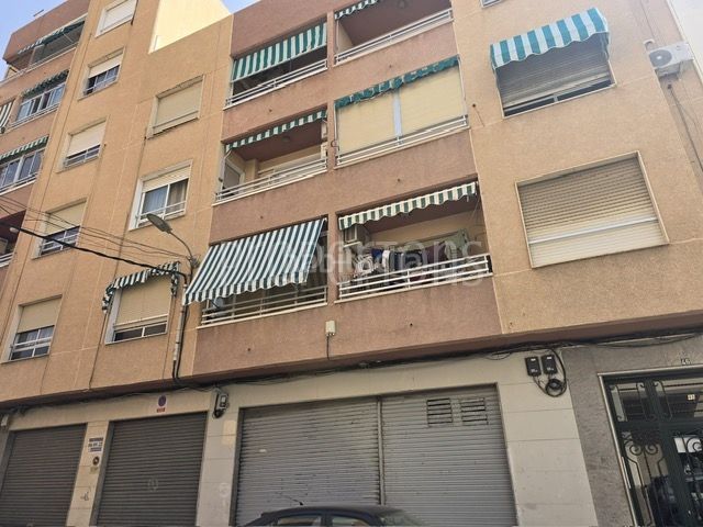 Foto c558007c-85f3-453d-97a5-828659bbddf2. Piso en Barrio del Centro Alicante