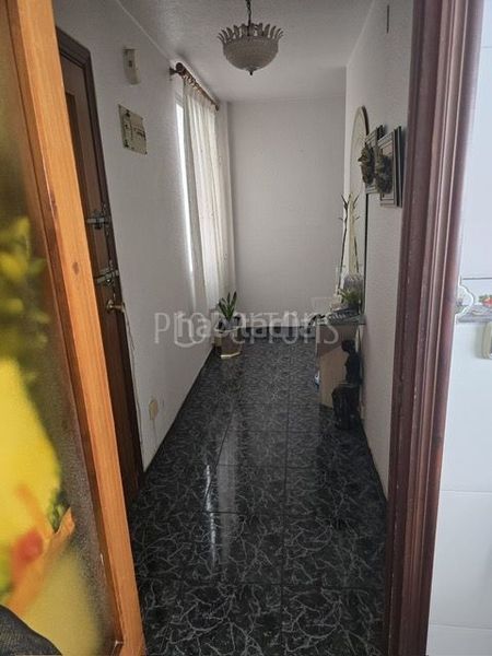 Foto f84c89db-7dd8-46da-a59c-ed6e50592611. Piso en Barrio del Centro Alicante