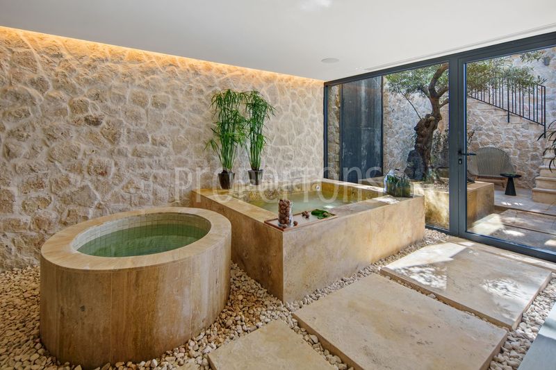 Foto 48f905e1-8913-4d1c-9534-42a3e6385363. Casa a Las Brisas Marbella