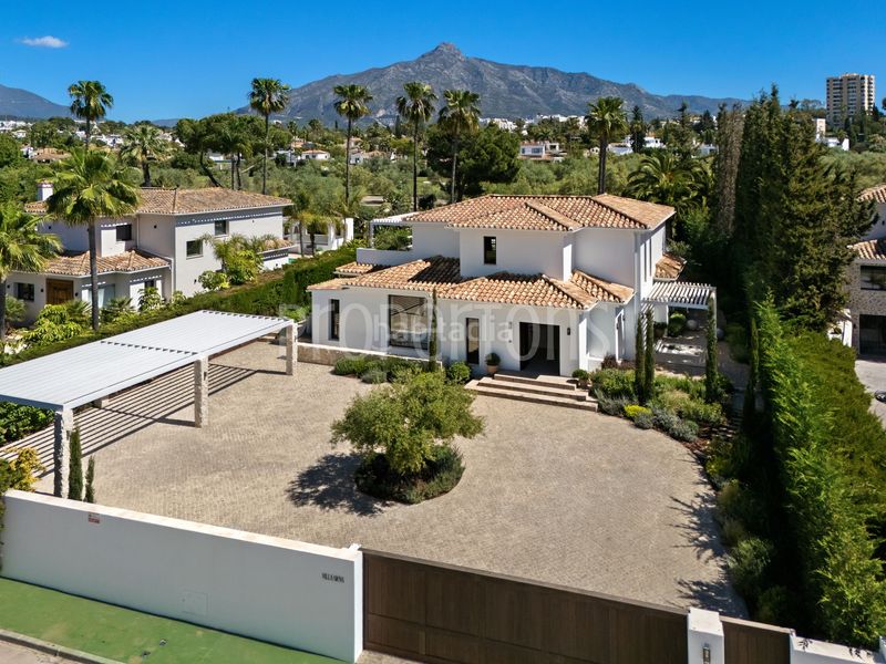 Foto 6831fcc6-cfb5-434b-9bd5-fd75ce53a20d. Casa a Las Brisas Marbella