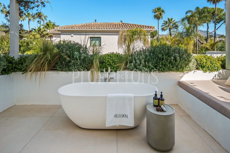 Foto 824c475d-d6fb-4ecc-9c3c-01f59b1054f3. Casa a Las Brisas Marbella