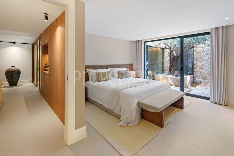 Foto c9c14d99-860a-4d45-9d17-f6c1d8531410. Casa a Las Brisas Marbella