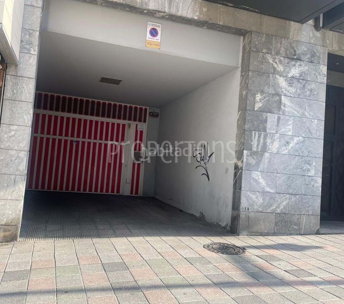 Foto fa8174a6-b5af-4f46-90b0-24284c2f4592. Posto auto in Centro Santurtzi