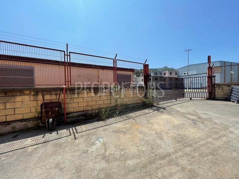 Foto 61033cb4-51fd-4968-b3e8-ea8ca425086a. Industrial building in Abanto y Ciérvana / Abanto Zierbena