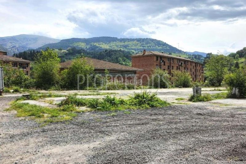 Foto 65c10f6d-838b-4d26-8b3e-cb0e08f782a9. Terreny residencial a Alonsotegi