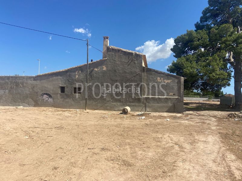 Foto 14a2c435-b4e5-47d6-8f5f-4deb536e8bd2. Terreny residencial a Jubalcoi Elche / Elx