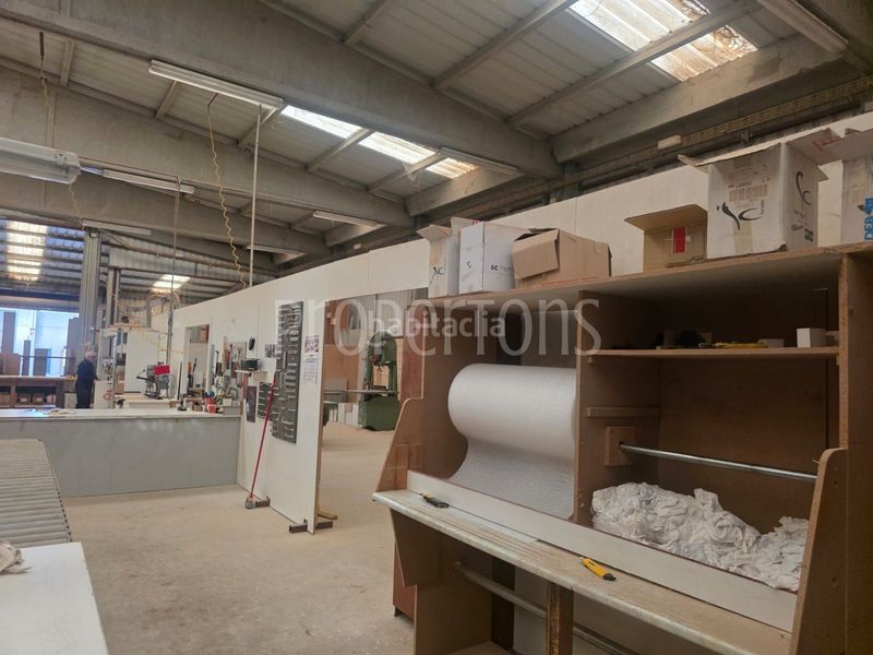 Foto 4a68594a-bc55-420e-afcc-c88193c9d5bb. Nau industrial a Berantevilla