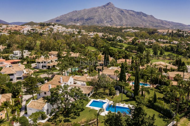 Foto 114b4c88-cb8d-485b-bf21-788f95d7a554. Xalet 712m<sup>2</sup> a El Rosario - Ricmar Marbella
