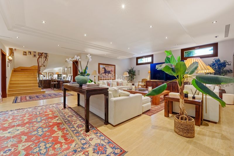 Foto 600b7538-9023-4b3b-af37-0c375e83656a. Chalet 712m<sup>2</sup> el bosque en El Rosario - Ricmar Marbella
