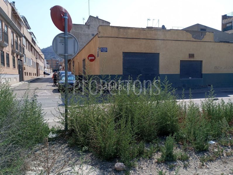 Foto 3d7d0661-c5dd-41ad-ae95-21fadb973030. Nau industrial a El Mercado - Plaza de Toros Villena