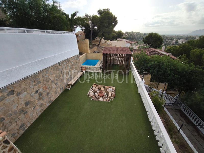 Foto 5fae36c0-b743-484b-a416-ff3a2f7ae150. Casa a La Nucia Pueblo Nucia (la)