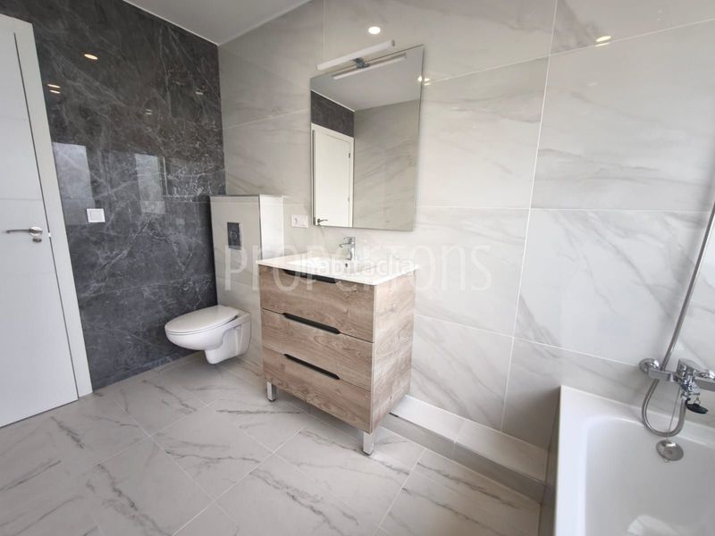 Foto e95c6aae-0e9f-4b81-b75f-dde44f9916b5. Casa a La Nucia Pueblo Nucia (la)