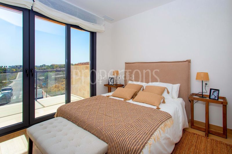 Foto 6cb235a5-dc97-4822-a6c9-742f4f06877a. Casa adossada a Monforte del Cid