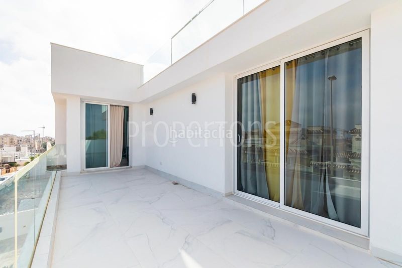 Foto eabb5c0a-903b-4e30-8f7d-5b27c162e9dc. Pis a Los Almendros Orihuela