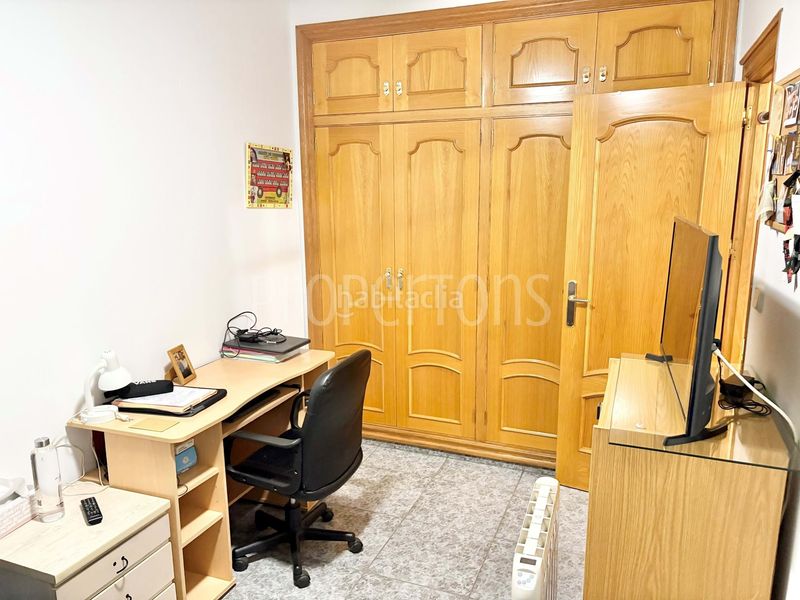 Foto 0ba6cb99-992e-483b-82e6-3fcca375a644. Casa adossada a Novelda