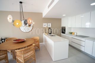 Etagenwohnung  N/a