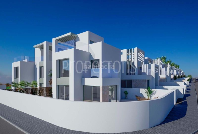 Foto 6f238818-a399-4310-a610-f0517e937b9a. Casa adossada a Lo Marabú Rojales