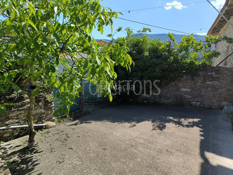 Foto c49952c8-d8c9-4236-9bd4-2fad709873b4. Casa adosada en Valdegovía