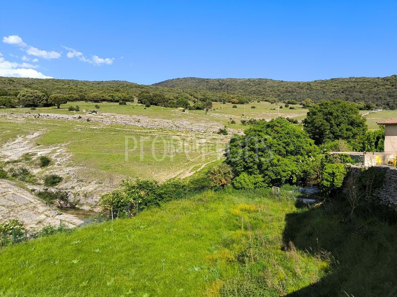 Foto d317f413-4ee5-4cad-a7fb-d41c5009b613. Casa adosada en Valdegovía