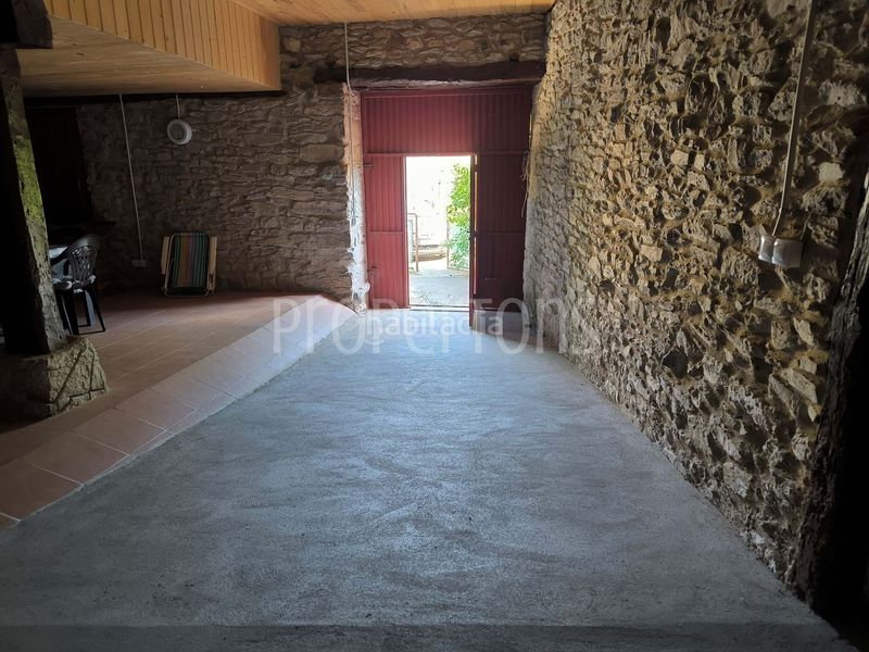 Foto e0719fbe-5cd4-44f0-9e06-7fc62152efbd. Casa adosada en Valdegovía