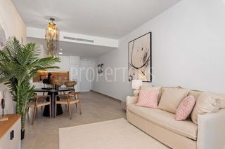 Etagenwohnung  N/a