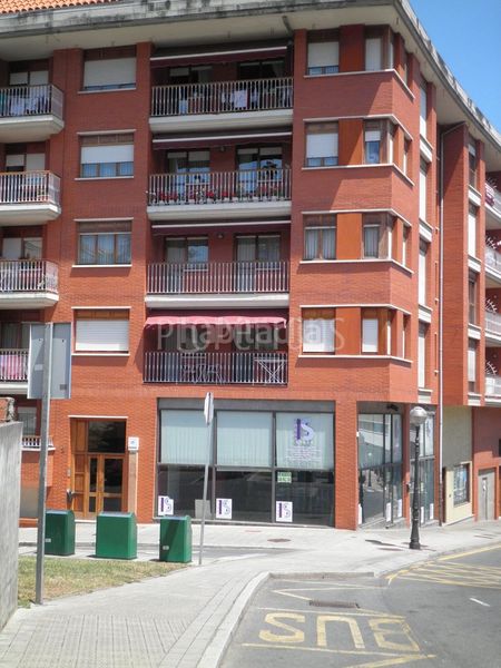 Foto af0bd6b8-5f6d-4a22-b3e9-acfc6f483274. Local comercial a Valle de Trápaga - Trapagaran