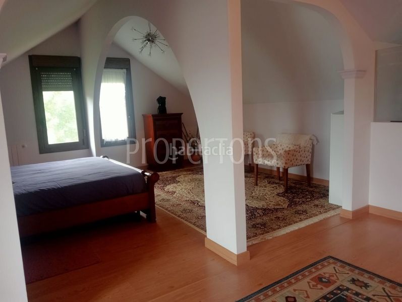 Foto 58d9beeb-623e-4785-8018-b5f2d3fda430. Casa adossada a Condado de Treviño