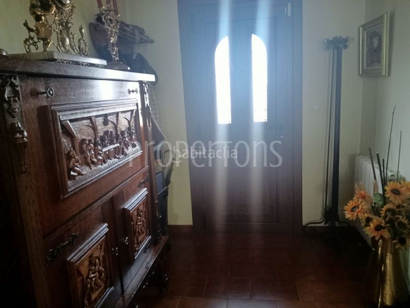 Foto db3b6903-8dff-44c7-9012-2e833a0bd439. Casa adossada a Condado de Treviño