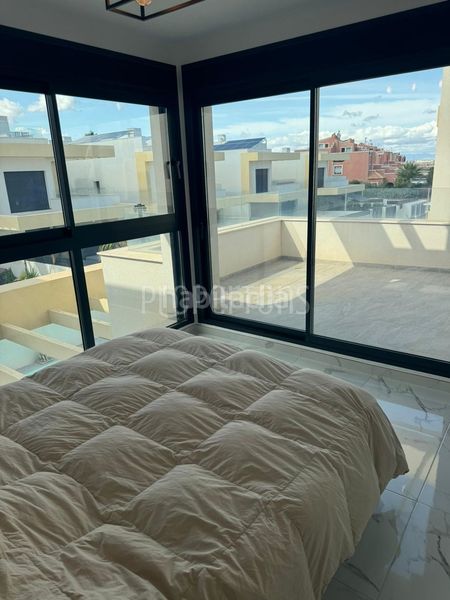 Foto 07bd6789-b90e-4135-bd8a-a44b05091bbc. Casa a Montesinos (Los)