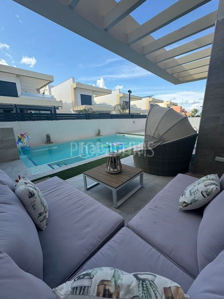 Foto 6fb0bbd3-8389-4521-80c7-0ad106f1aa1c. Casa a Montesinos (Los)