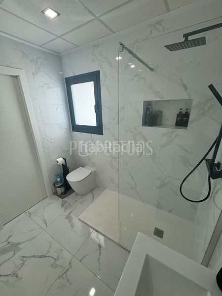 Foto fbd76415-c9b8-49d5-8e7e-39d4ce90e3b2. Casa a Montesinos (Los)
