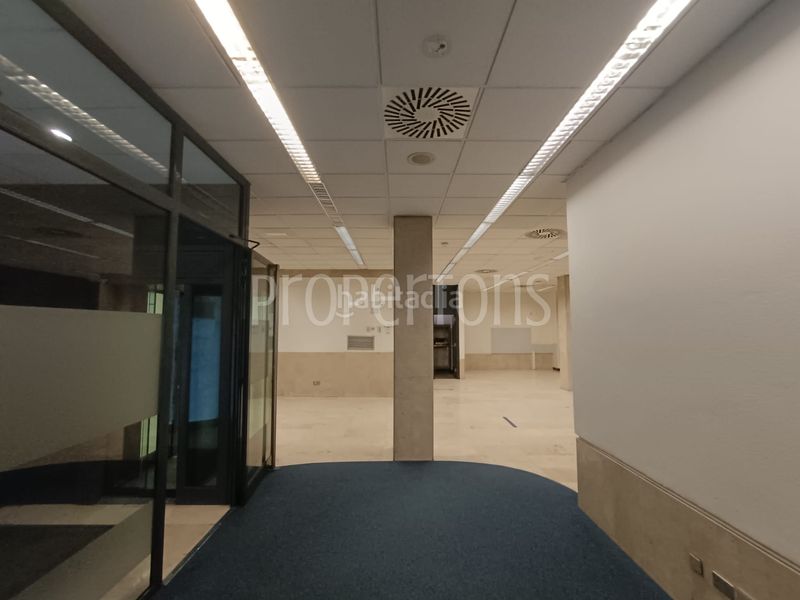 Foto 0b10966b-8d8b-4154-9dab-3d199666011a. Local comercial a Iralabarri Bilbao