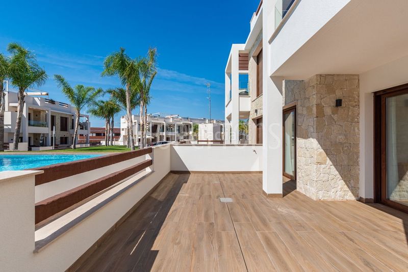Foto b3cad41a-3e21-4700-bf54-b4e0bce2768e. Pis a Los Balcones-Los Altos Torrevieja