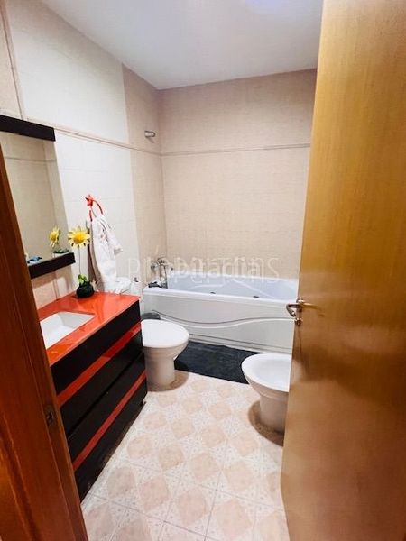 Foto e79933ae-bda3-489d-939f-611298ad39ed. Xalet a Monforte del Cid
