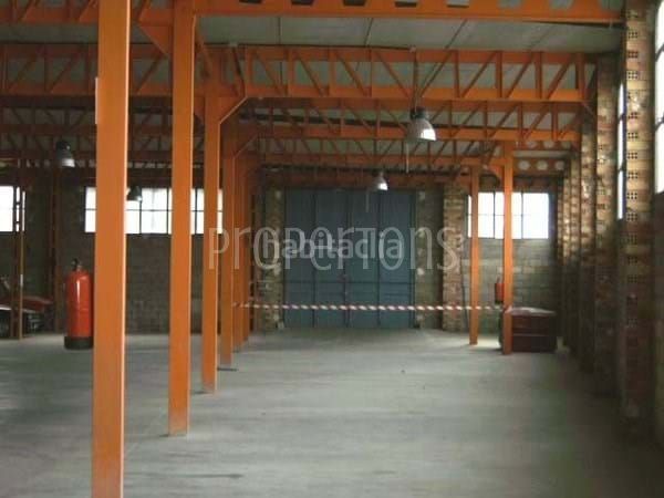 Foto 047efd88-c798-4eb6-a01f-a36e1b72facc. Nau industrial a Biar