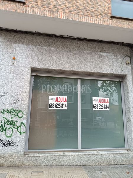 Foto 9120cfc2-e769-4ae4-b72f-e9561cc5c3bf. Local comercial a Villamonte Getxo