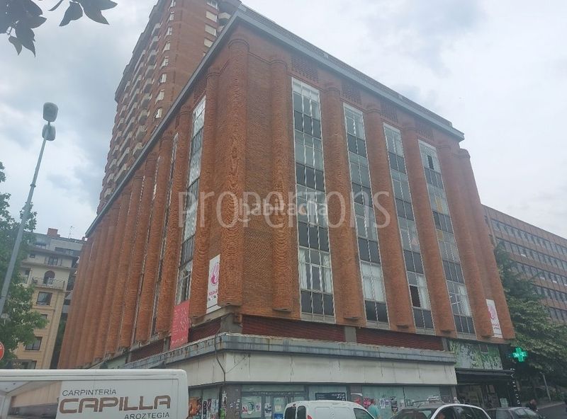 Foto 266fb579-60e2-4822-8702-4e546f4cdf44. Local comercial a Pasaia