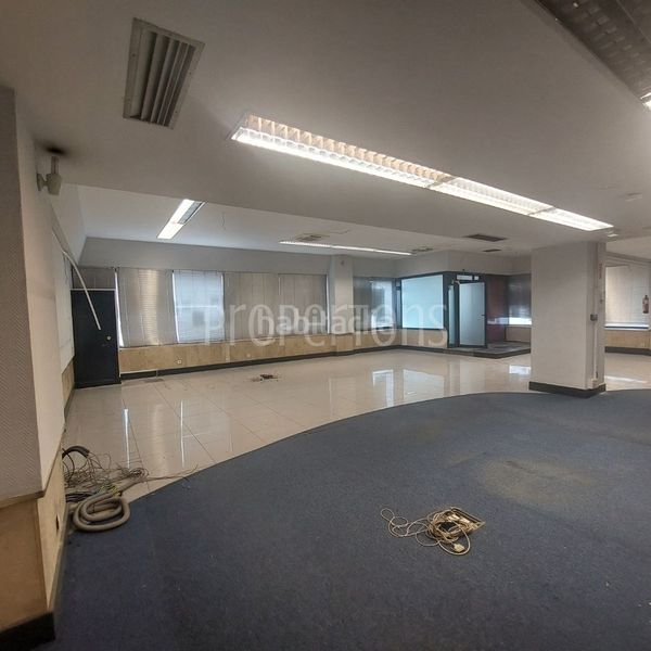 Foto 81b85878-7c4c-4e89-b535-dc144fde5933. Local comercial a Pasaia