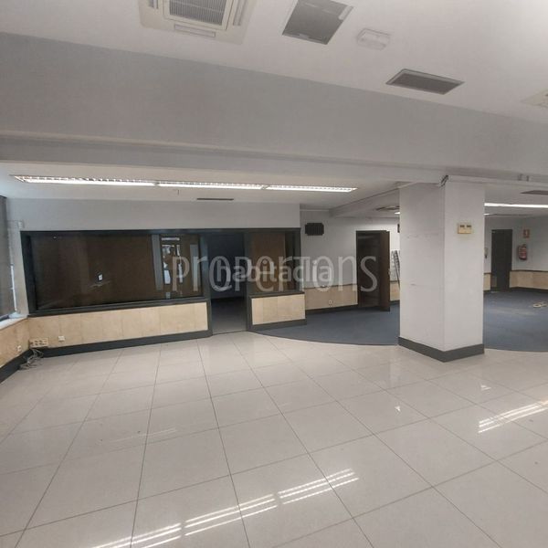 Foto 9bbbcd9a-9f7c-40f4-9184-abc49428dc9f. Local comercial a Pasaia