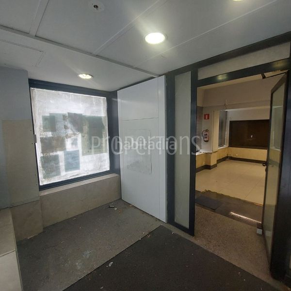 Foto c2f79f89-7a30-46d0-8ba9-f8ee5d81c088. Local comercial a Pasaia