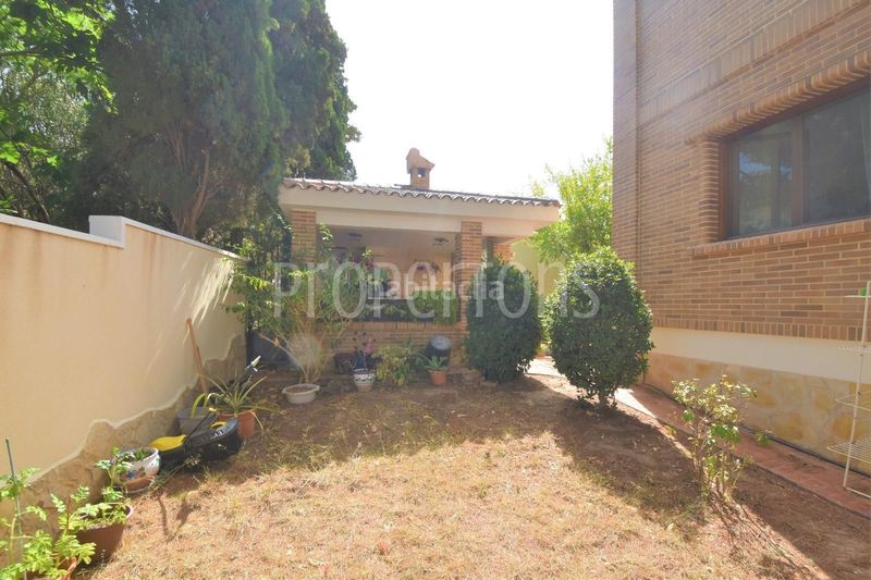 Foto 1943dcd2-8904-4880-b895-e6531821868b. Casa adossada a Centro de la Ciudad Quesada Rojales