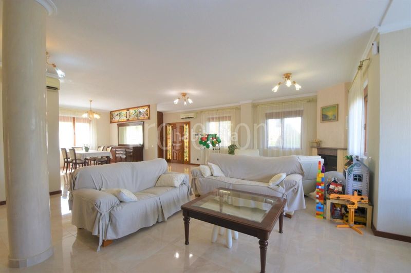 Foto 355ba661-6e18-4efe-ae18-0bd8a91ac2bd. Casa adossada a Centro de la Ciudad Quesada Rojales