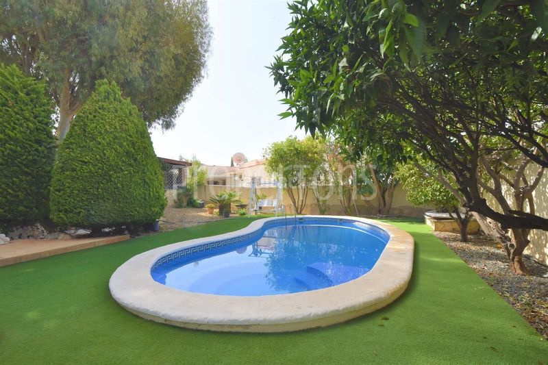 Foto 5a09aa71-6f93-433f-b419-fb26f211edc0. Casa adossada a Centro de la Ciudad Quesada Rojales