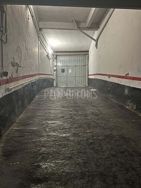 Foto a0dbb9e6-795f-4195-8e6f-06a437110e30. Aparcament cotxe a la txitxarra - murrieta - parke Santurtzi Santurtzi